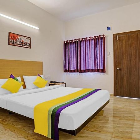 Itsy Hotels Flowers Park Nashik Εξωτερικό φωτογραφία
